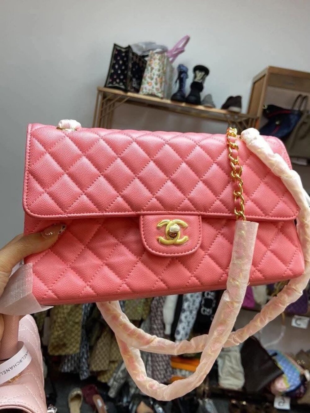 Coral Handbag – Luxury-Inspired Style